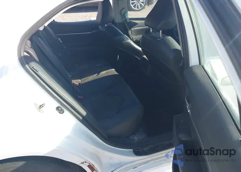 2020 Toyota Camry Se z USA, uszkodzony, nr VIN 4T1G11AK5LU342909